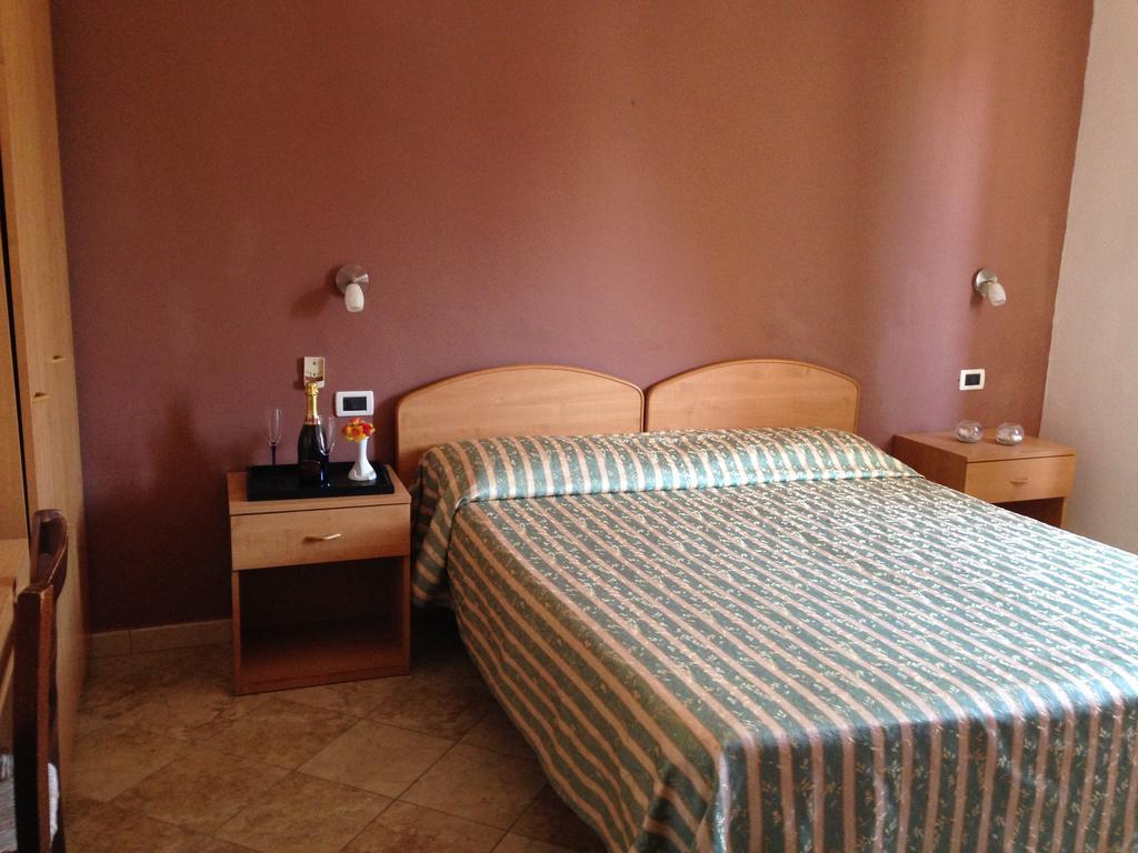 Hotel Belvedere Лампедуза Номер фото