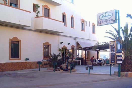 Hotel Belvedere Лампедуза Экстерьер фото